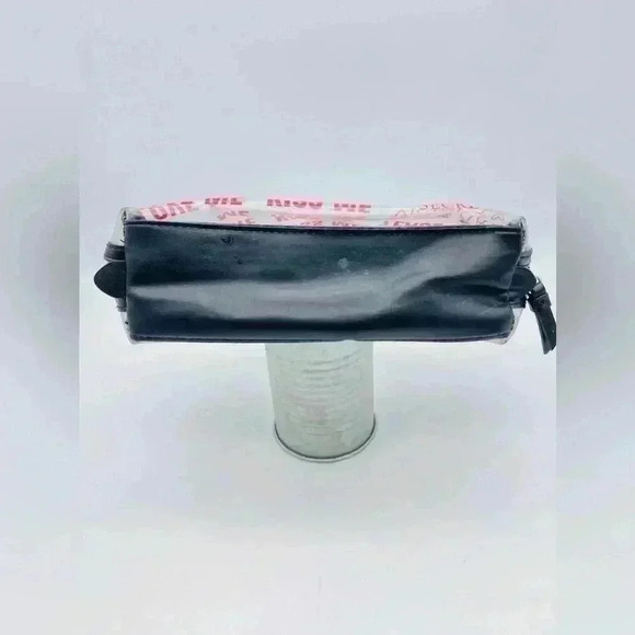 Victoria's Secret Cosmetic's Make-up Bag Clear - Picture 5 of 6